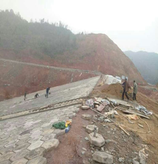 黃陵巴山水庫(kù)上游護(hù)坡工程