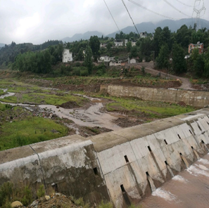 常青泵站二期土建工程穿堤部分，消力池